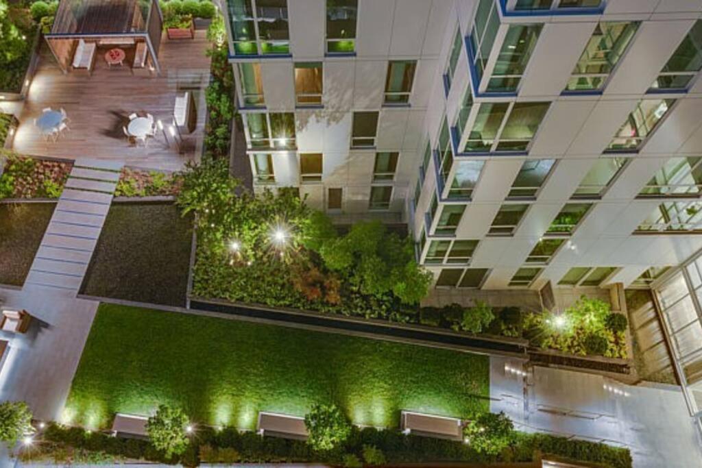 Modern, Chic, Great Location Washington